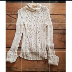 American Eagle Neutral Sweater